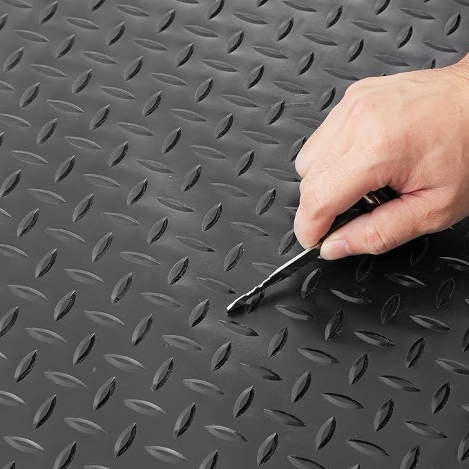 VEVOR Diamond-Plate Flooring Roll, SBR Rubber Mat, Gym & Garage Industry - Image 10